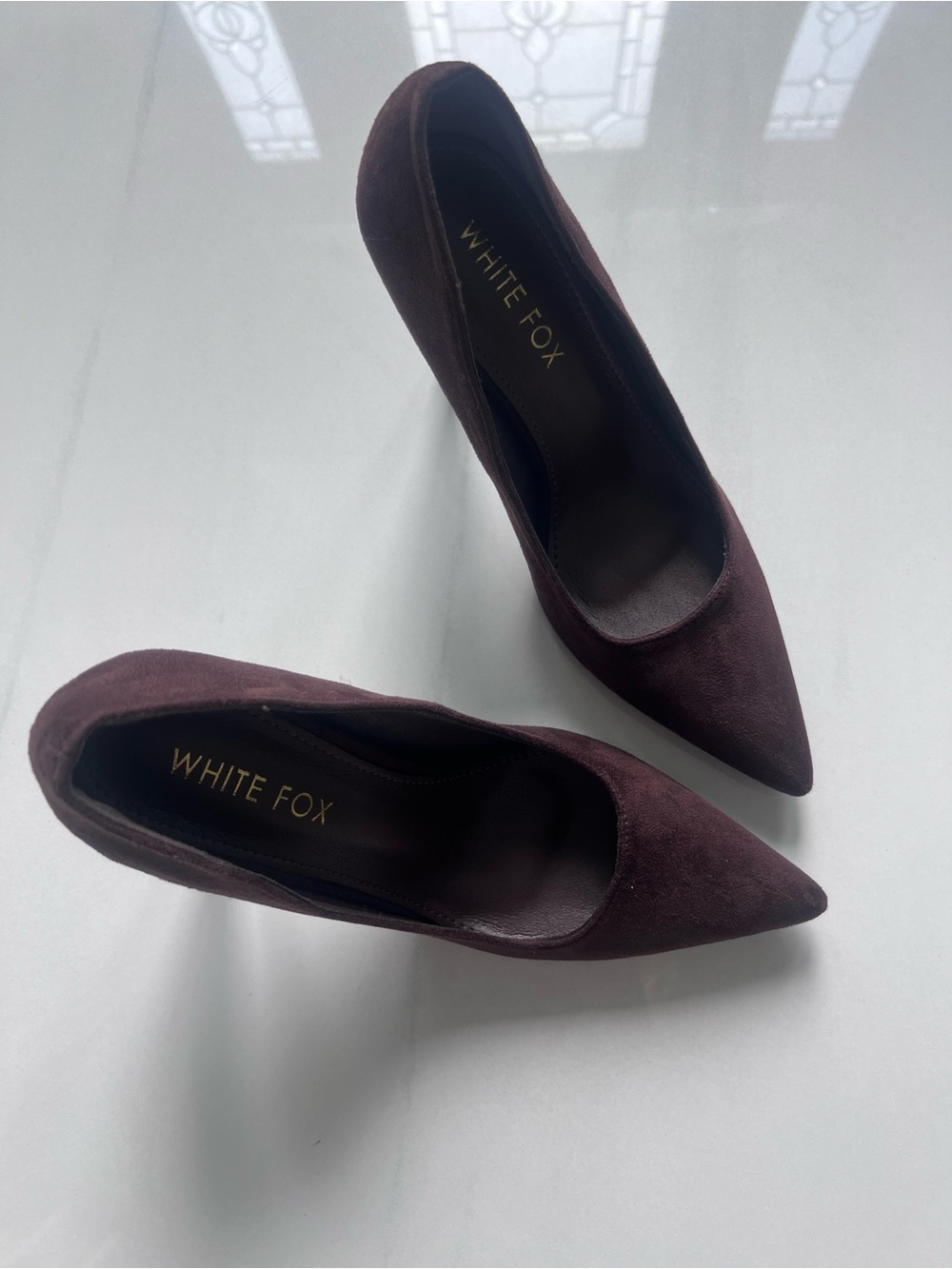 White Fox Alara Heels Chocolate Faux Suede NEVER WORN Size 6 - Picture 4 of 8